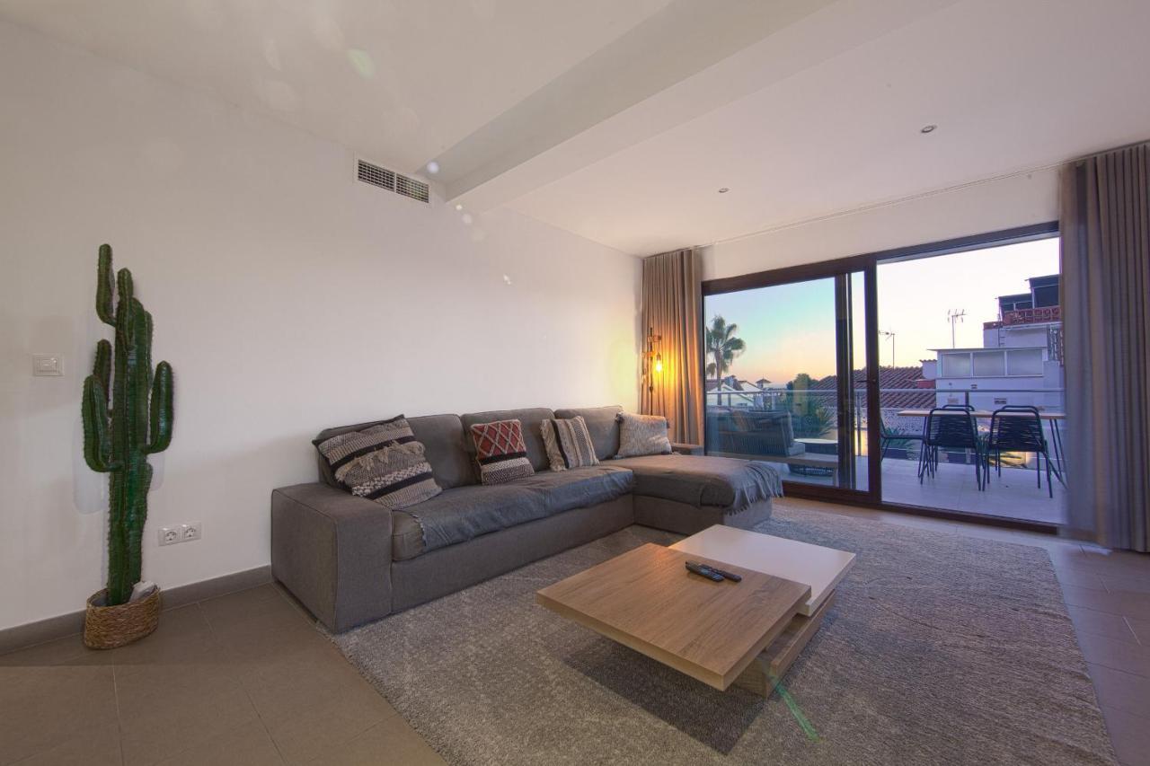 Modern Villa Close To Costabella Beach Marbella Exterior foto